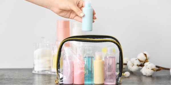 L’été en pleine forme : votre trousse santé indispensable pour les vacances